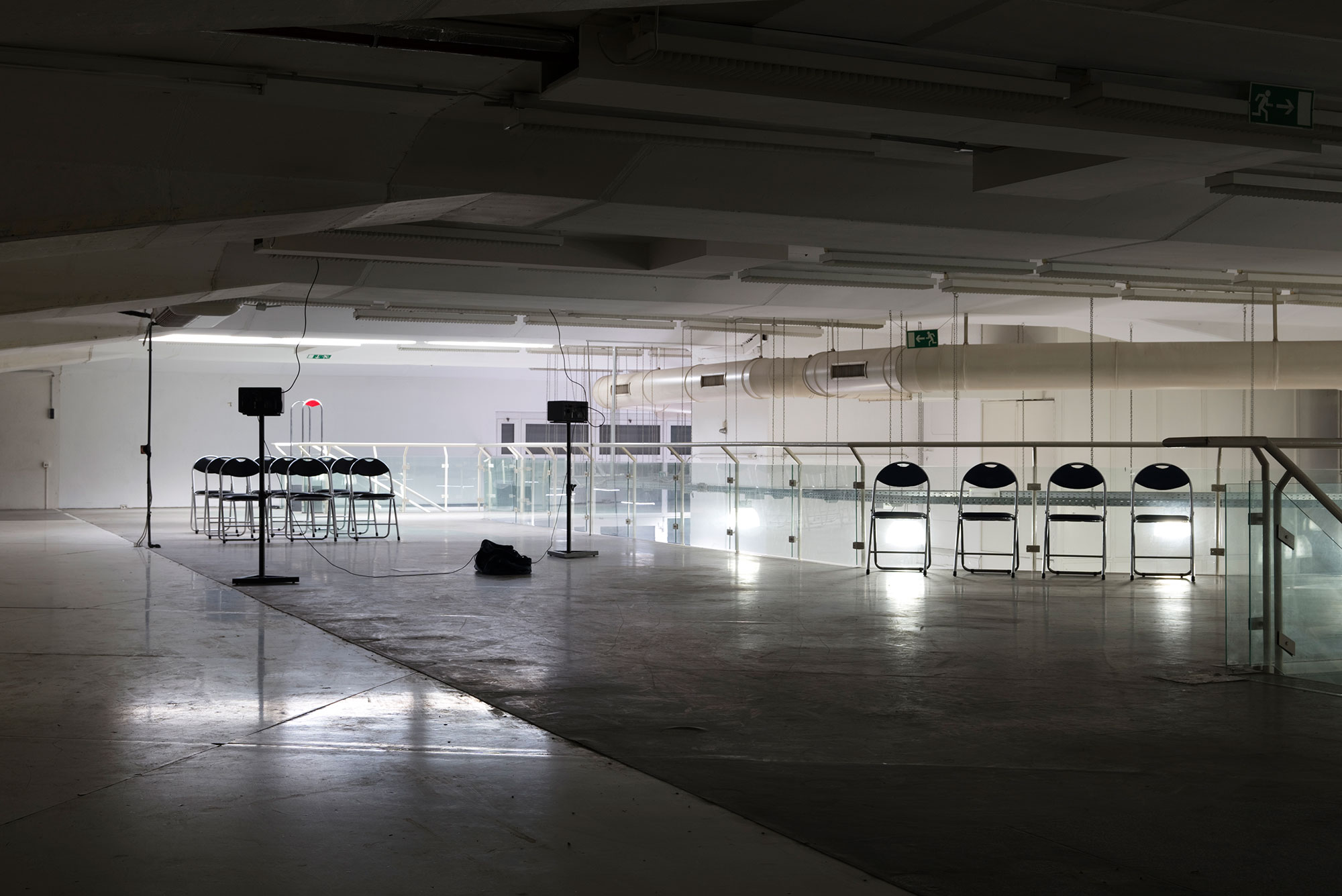 Leni Pohl, Aaron Pfersdorf, Juri Groß, Helene von Schirach, Jb Burguet, Panorama Speedboat / Limbo-01 – Fondation Tschuess